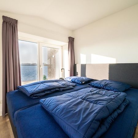 EuroParcs De Kraaijenbergse Plassen Linden Zimmer foto