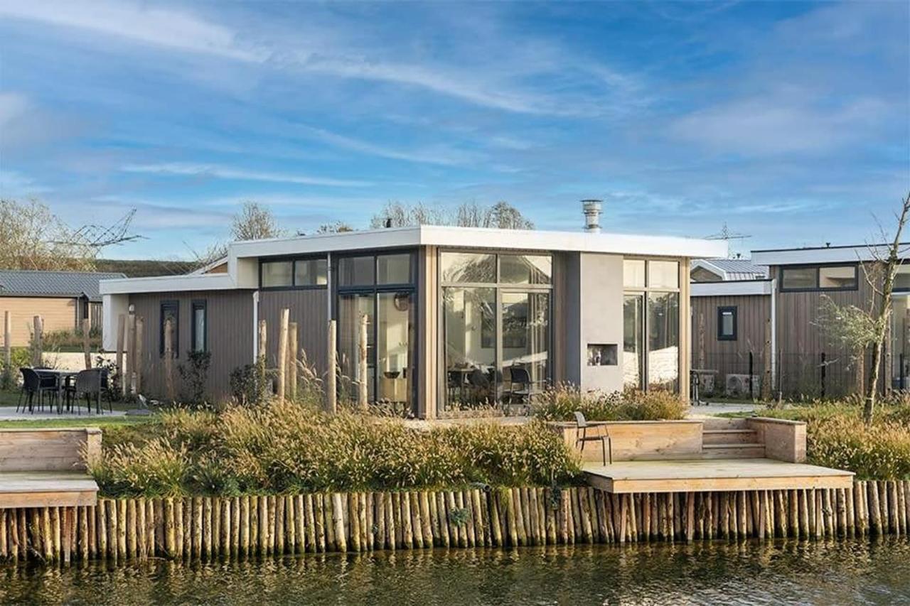 EuroParcs De Kraaijenbergse Plassen Linden Zimmer foto
